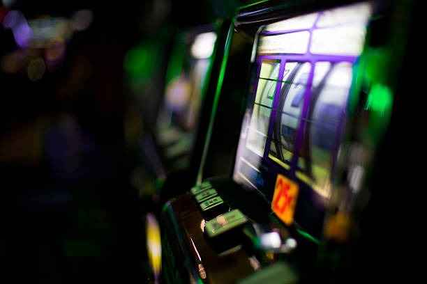 ling gacor live casino tables on mobile app showing blackjack and roulette studios
